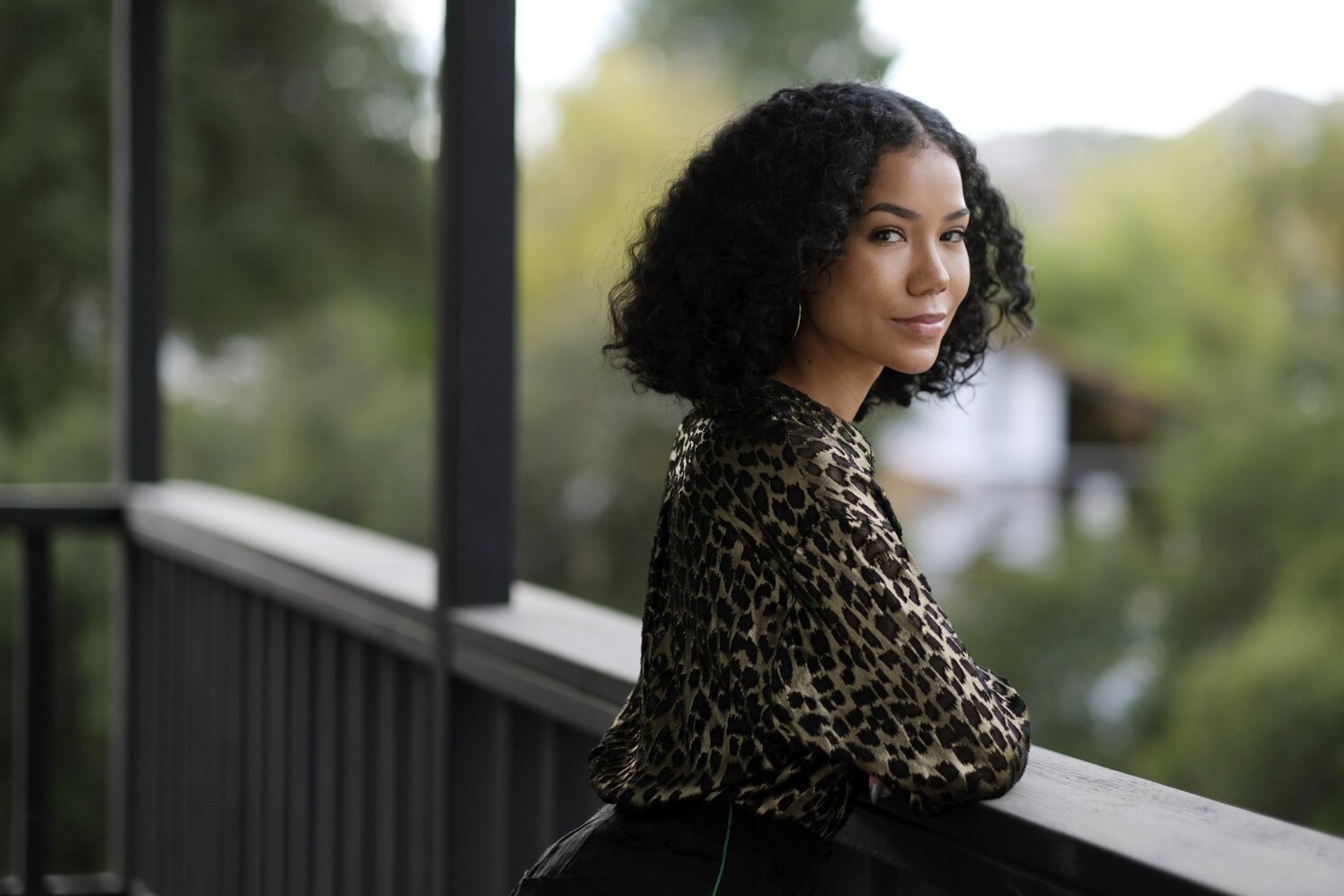 Via songwriting and freestyling, Jhené Aiko finds her voice | AP News